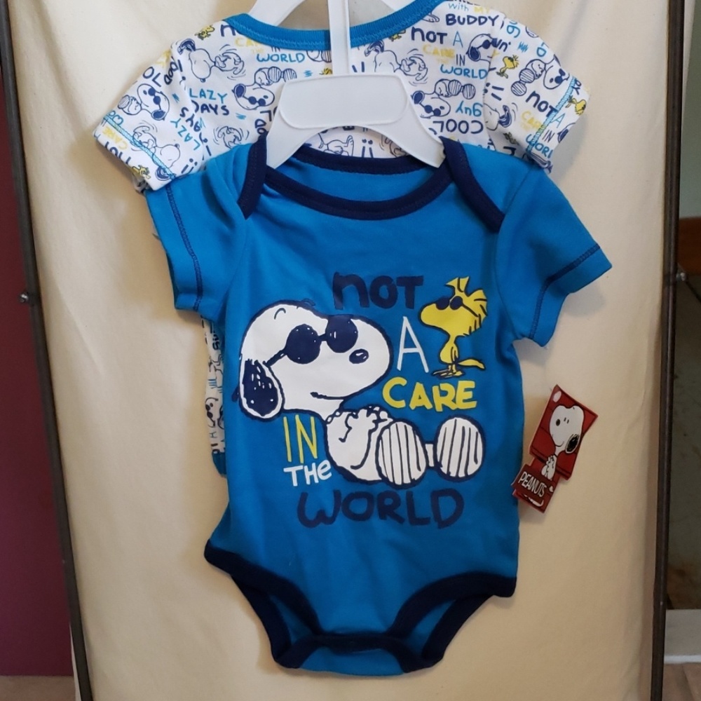 NWT Peanuts Infant Bodysuits